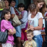 В Волчанске пятеро человек получили статус вынужденных переселенцев