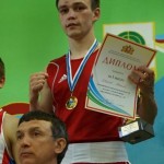 Боксер из Волчанска попал в десятку сильнейших спортсменов России