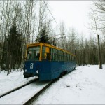 В Волчанске снег чистят, но тротуары не посыпают - горожане не довольны шлаковым составом