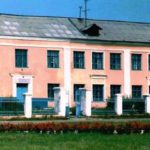 В волчанском музее дети играли в народные игры и делали муху из бумаги